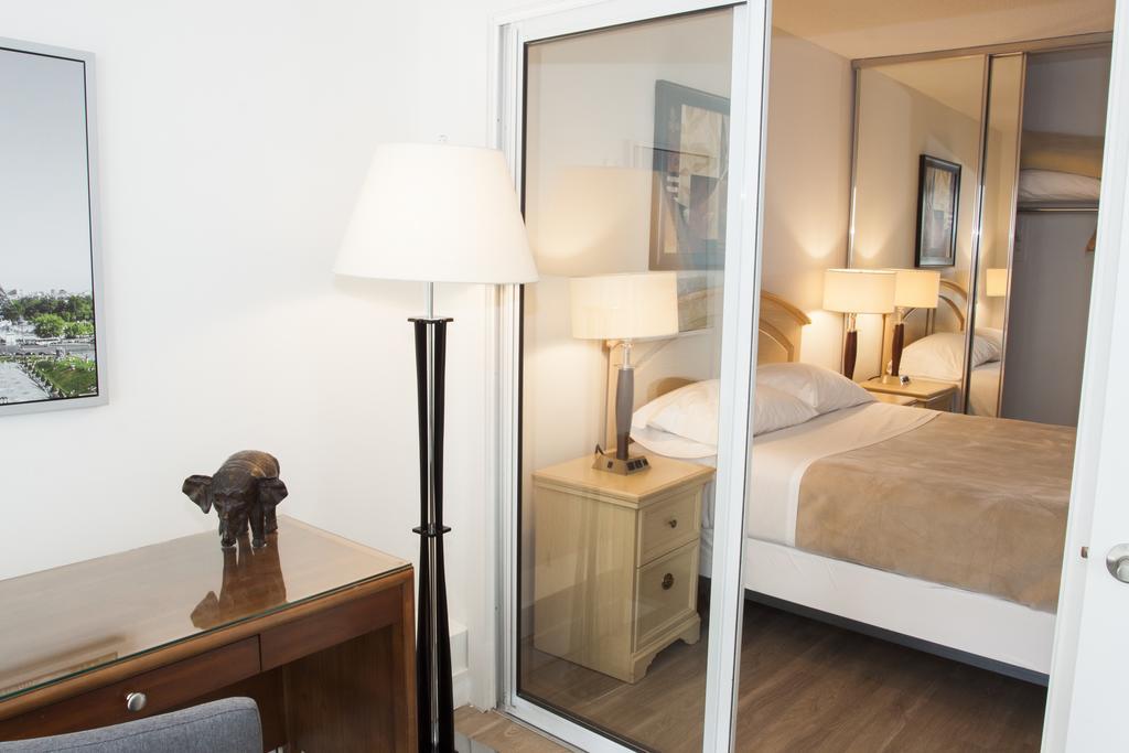 Aparthotel Glen Grove At Maple Leaf Toronto Esterno foto