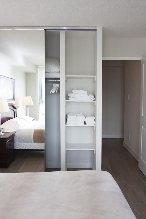 Aparthotel Glen Grove At Maple Leaf Toronto Esterno foto